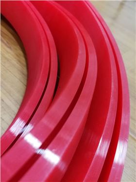 U形圈.jpg U形圈.jpg